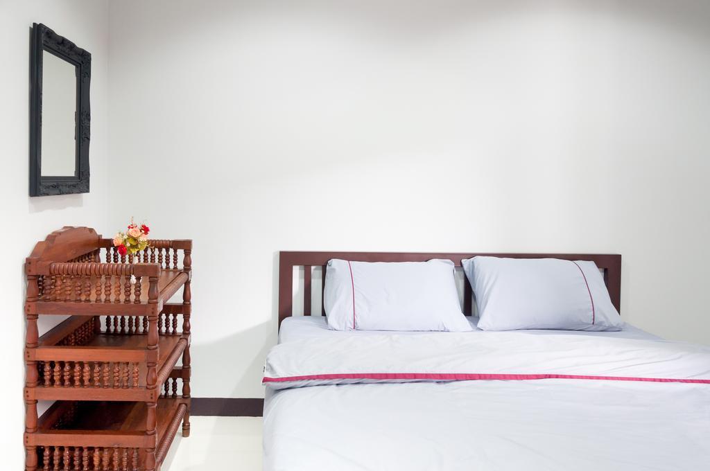Baan Bunyat Hotell Chiang Mai Exteriör bild