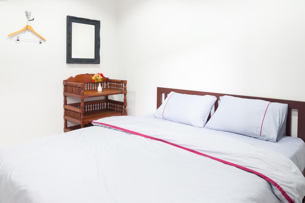 Baan Bunyat Hotell Chiang Mai Exteriör bild