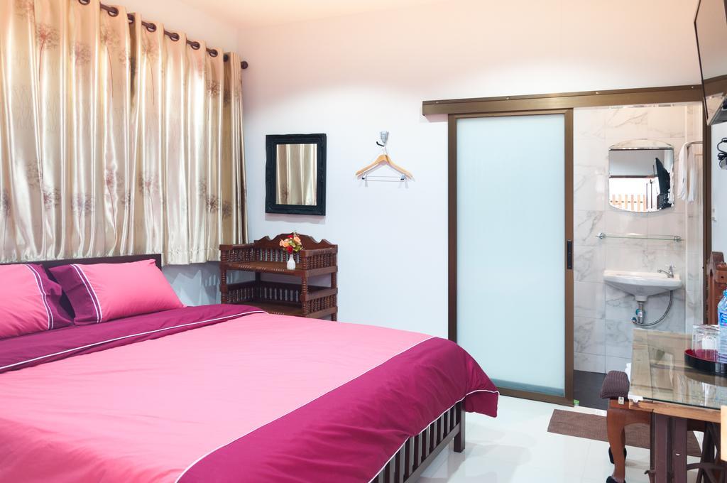 Baan Bunyat Hotell Chiang Mai Exteriör bild